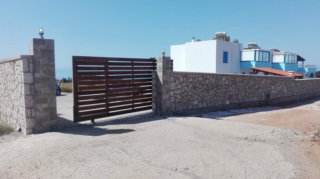 Willa Nerida Beachfront